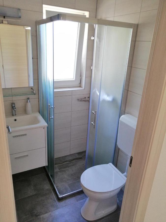 Apartmani Grabovcic Punat Exterior photo